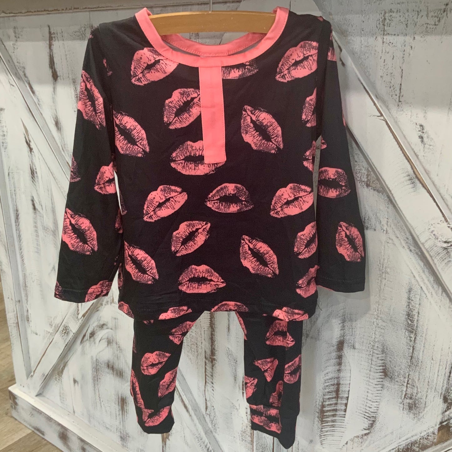 Black Kisses Hugs PJ