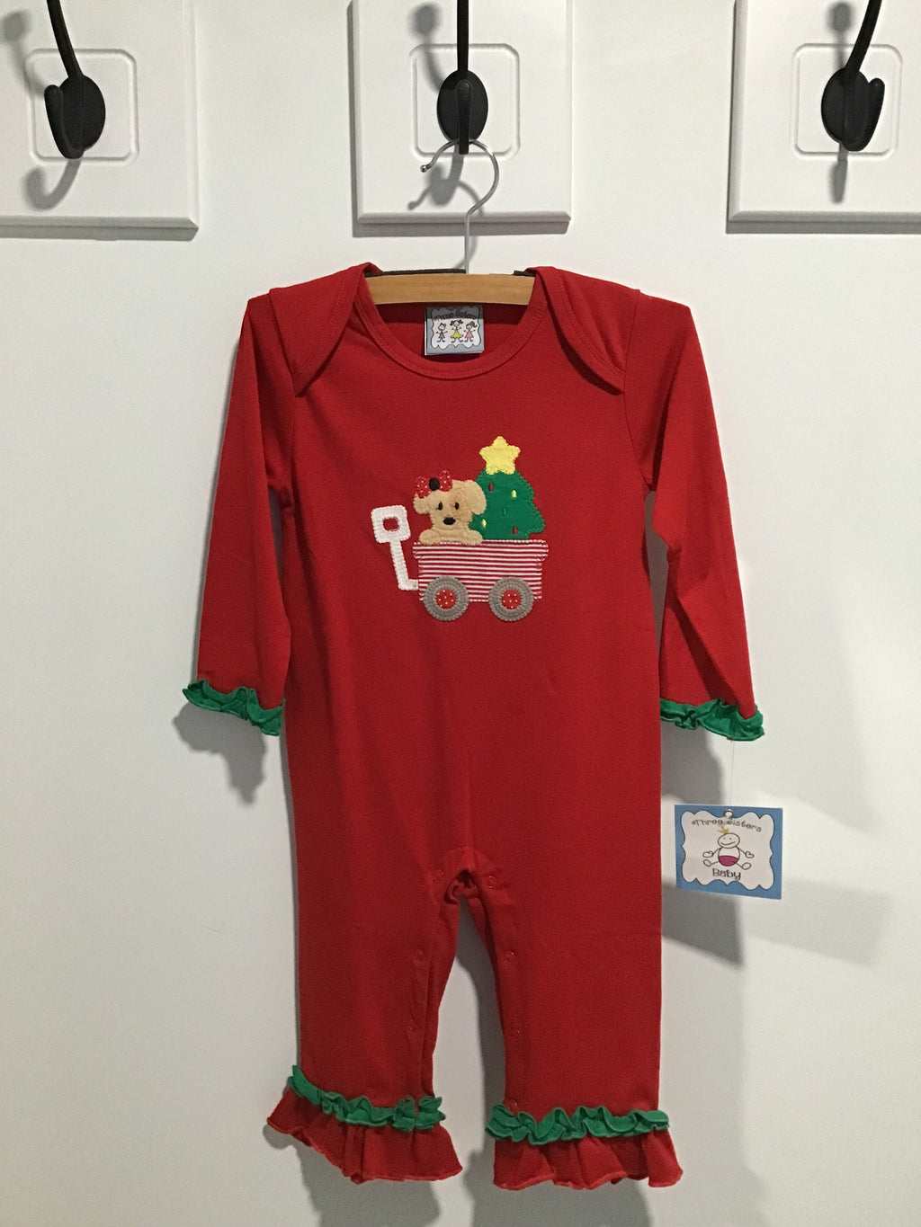 Baby Girls’ Christmas Train Romper – Red Long Sleeve Holiday Outfit with Puppy & Tree Appliqué and Green Ruffle Trim