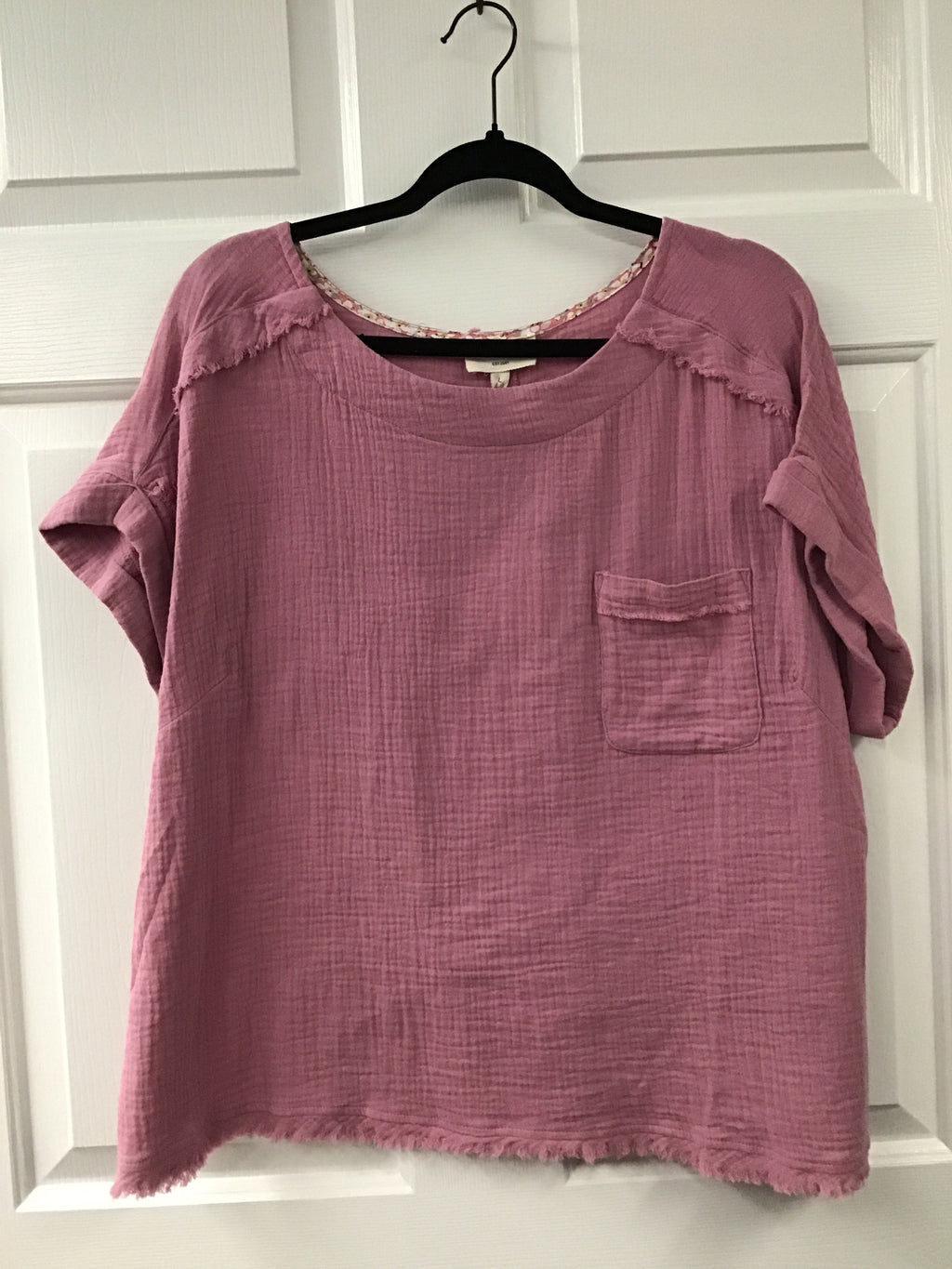 Women’s Mauve Cotton Gauze Boxy Top – Frayed Hem Short Sleeve Blouse with Pocket & Washed Texture