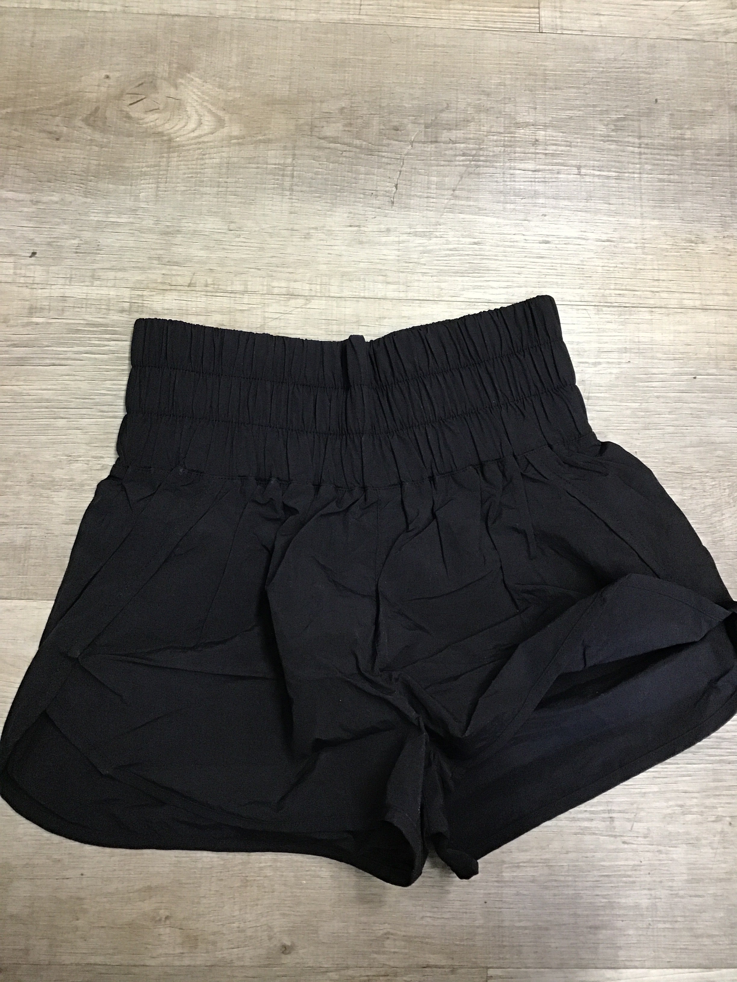 Women’s Black High-Waisted Track Shorts – Lightweight Lined Activewear with Pockets & Curved Hem