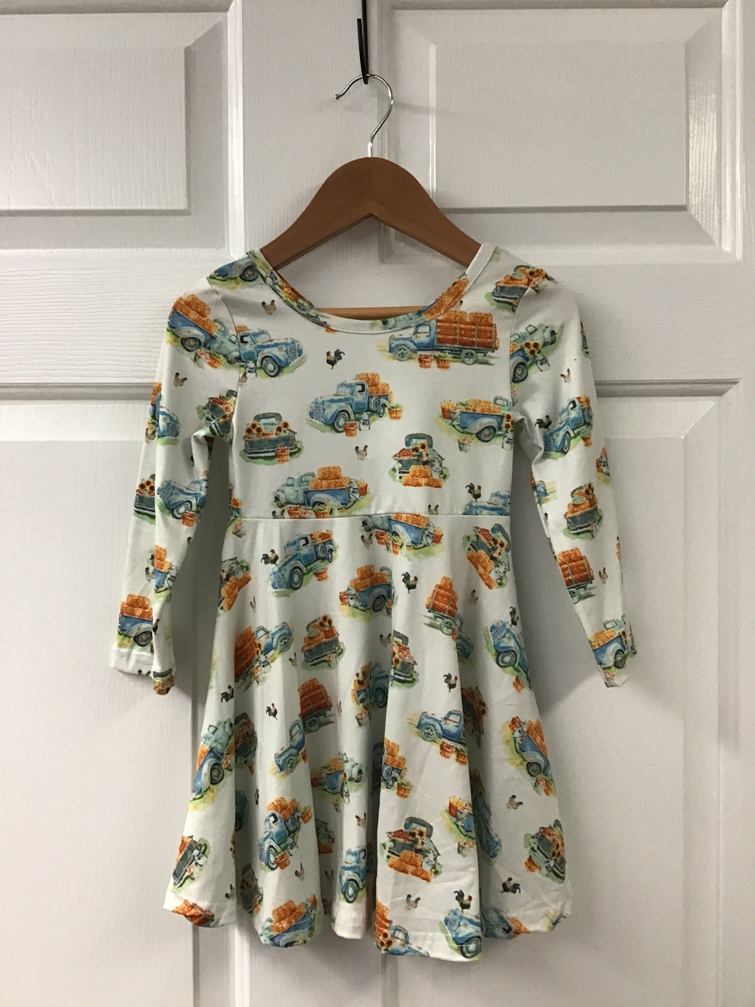 Girls’ Fall Farm Truck Dress – Long Sleeve Harvest Outfit with Hay Bale & Animal Print