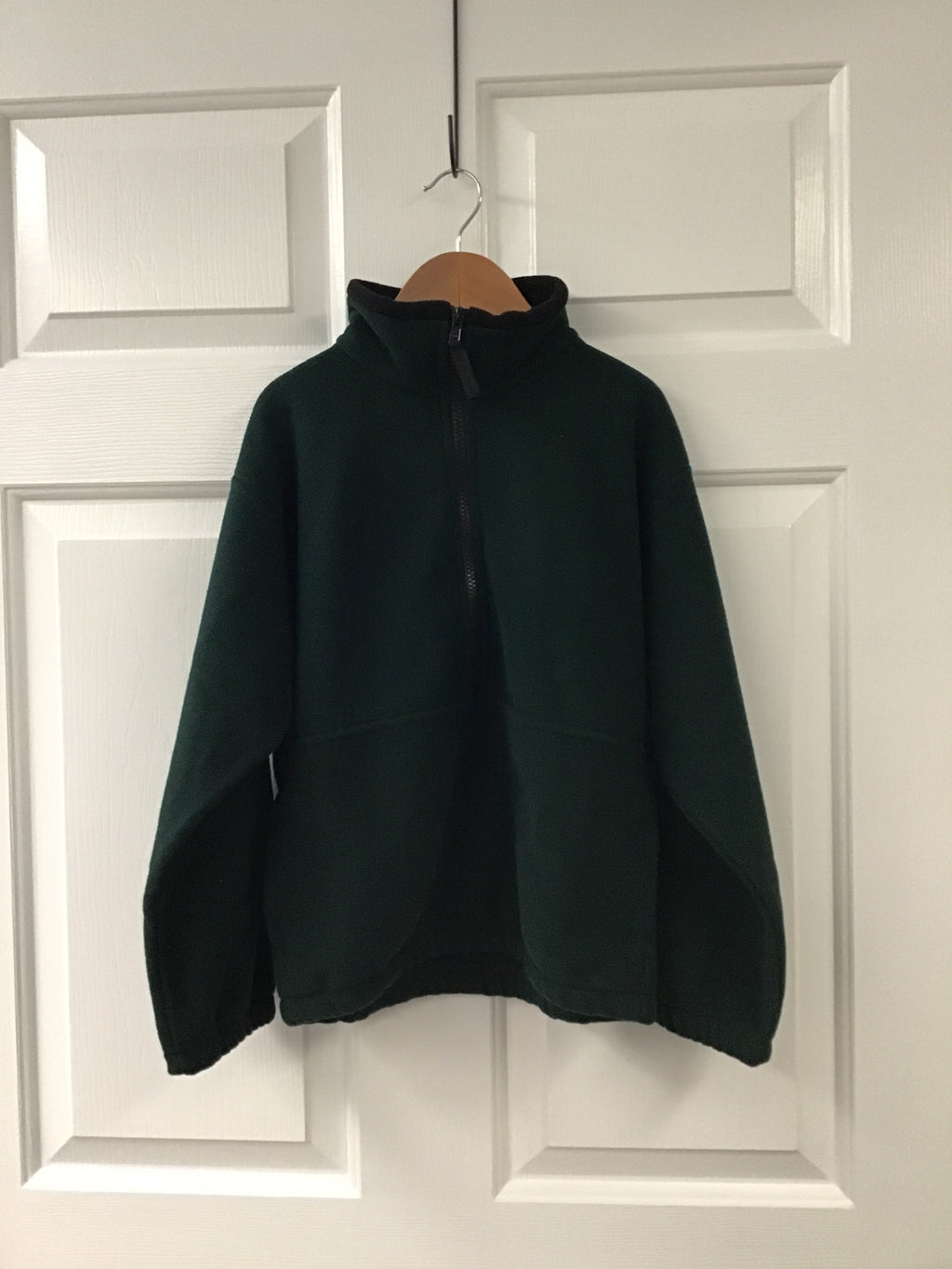Unisex Green Polar Fleece Zip Pullover – Soft Thermal Jacket for Cold Weather & Outdoor Layering