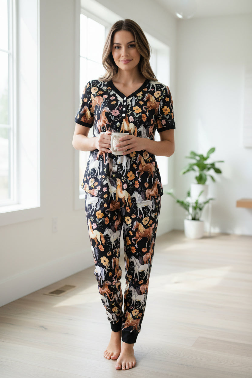 Women’s Horse Print Jogger Pajama Set – Short Sleeve Button-Up Top & Cuffed Pants Sleepwear