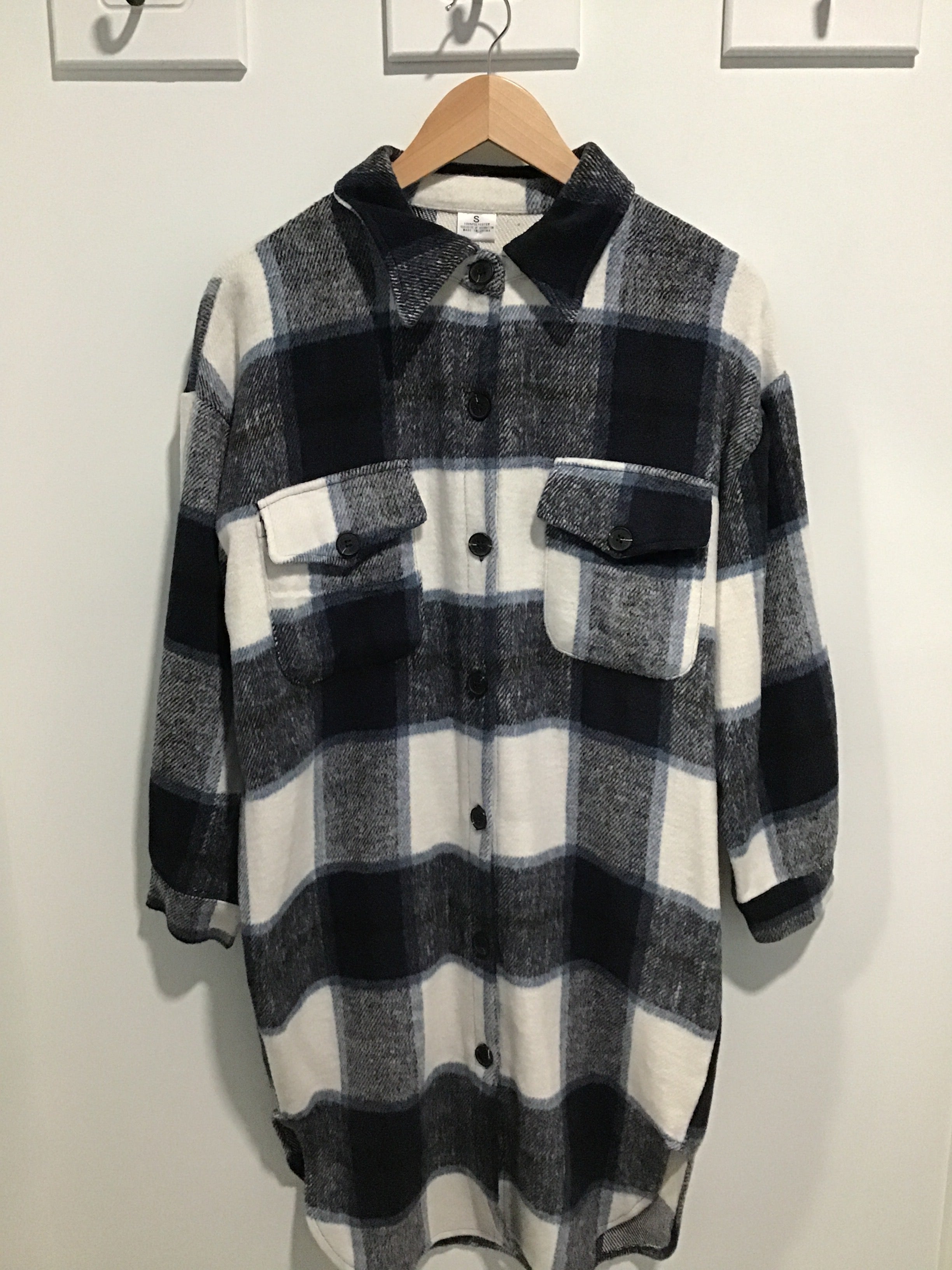 Mom & Me Navy Plaid Shacket – Soft Flannel Button-Up Jacket with Chest Pockets for Fall & Winter