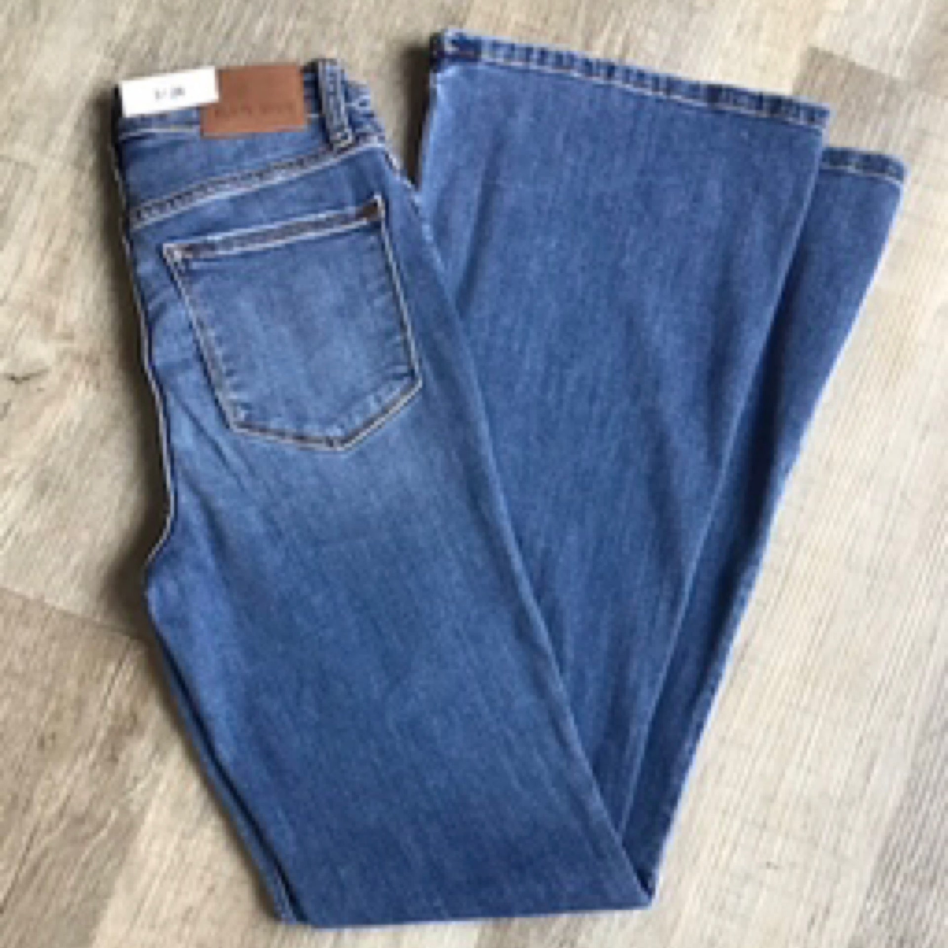 Judy Blue High-Rise Flare Jeans – Vintage Wash Stretch Denim