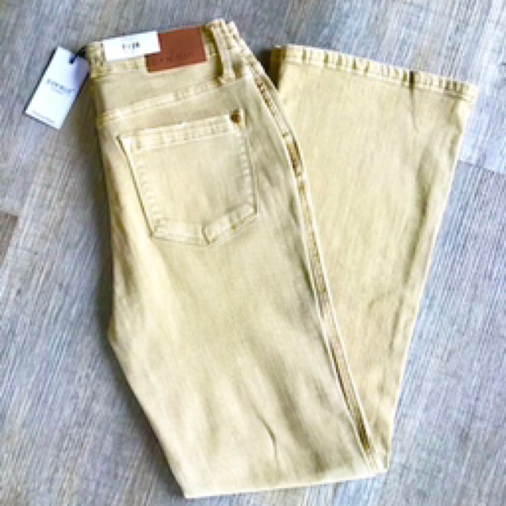 JB High-Rise Flare Jeans – Tan Stretch Denim with Vintage Silhouette