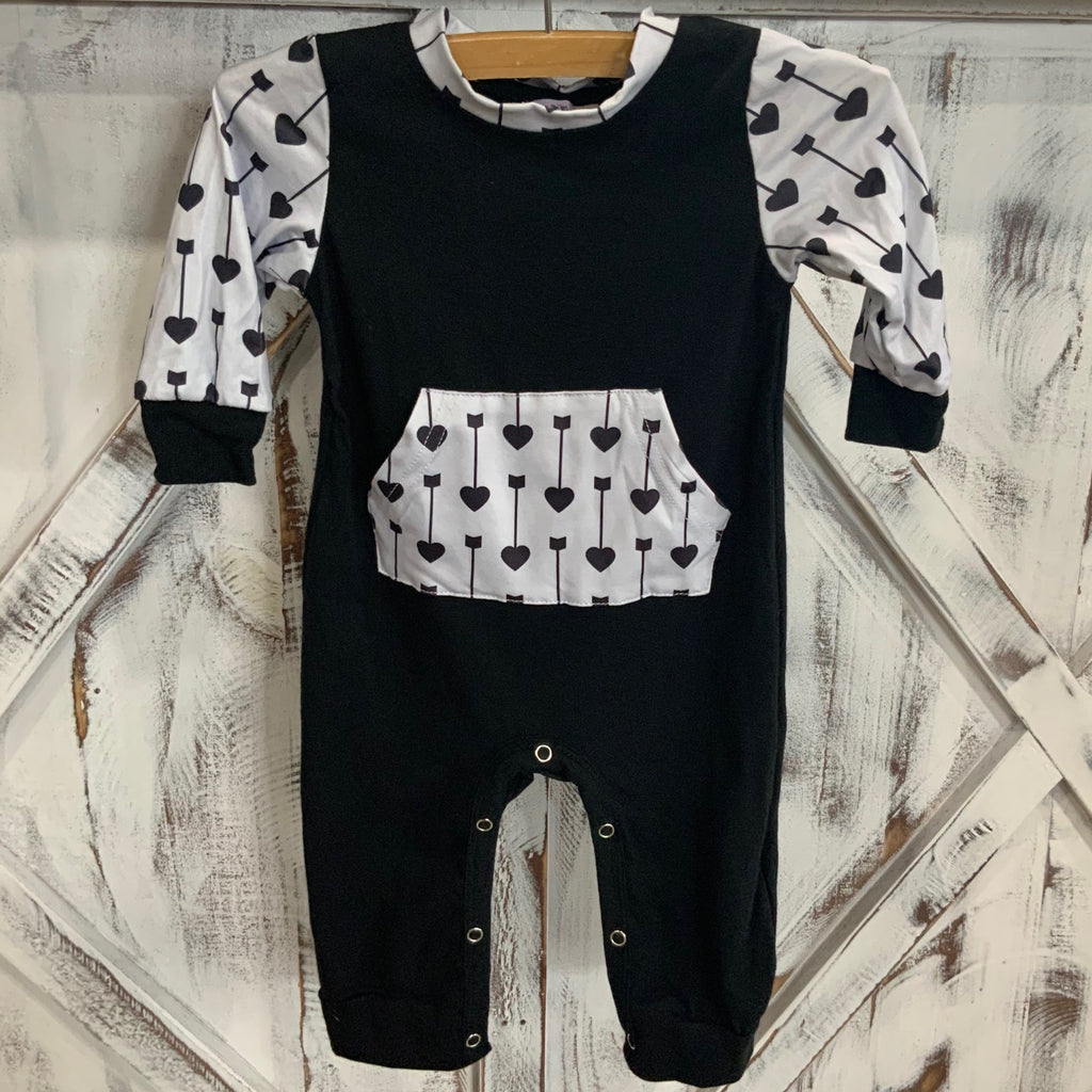 Love in the Wild Valentine Romper – Black Baby Outfit with Arrow & Heart Print Sleeves