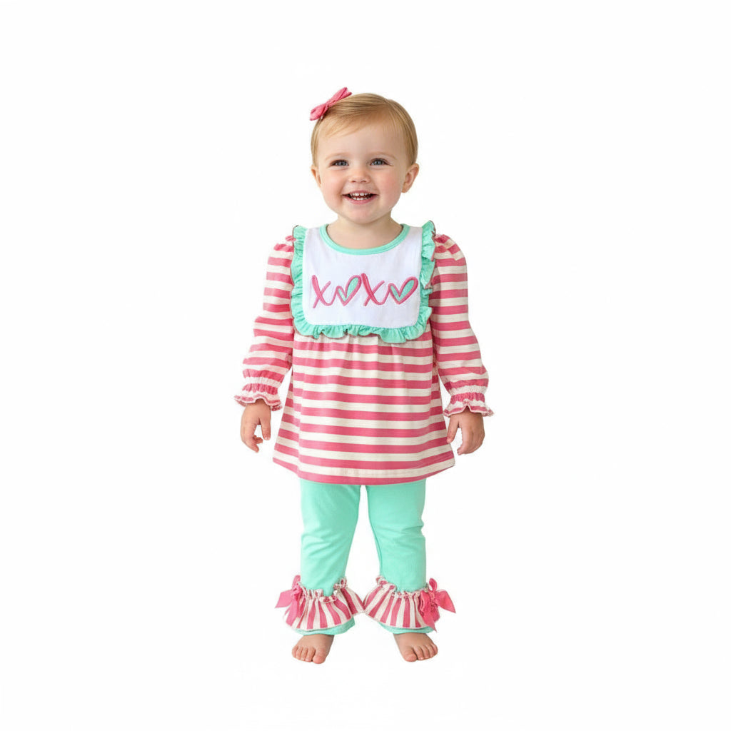 Girls XOXO Ruffle Outfit – Pink & Teal Valentine Set with Striped Top and Bow Cuff Leggings